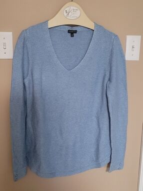 💛2 for $20💛 Bundle and save Talbots Powder Blue V-Neck Knit Sweater